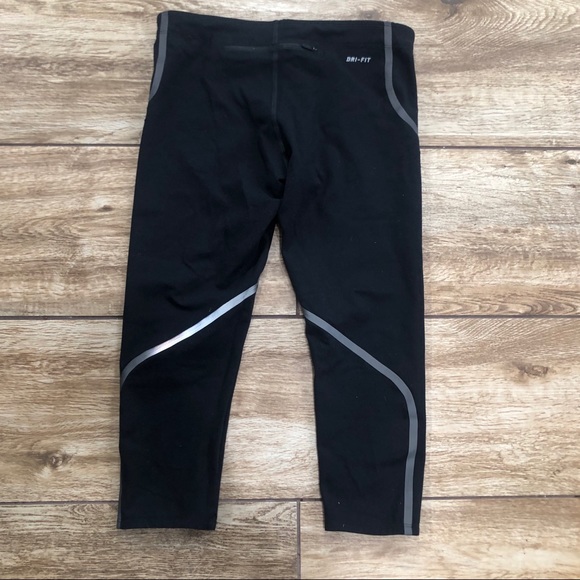 Nike Luxe Cropped Running Leggings Size S Dri Fit - Picture 5 of 8